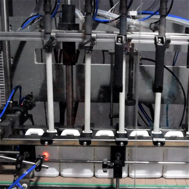 เครื่องบรรจุของเหลวที่มีฤทธิ์กัดกร่อน